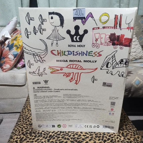 Pop Mart- Mega Royal Molly - Childishness 400% - Picture 3 of 8